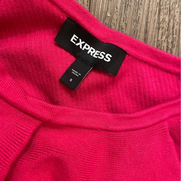 Express Red One-Shoulder Ruffle Top - Picture 4 of 6